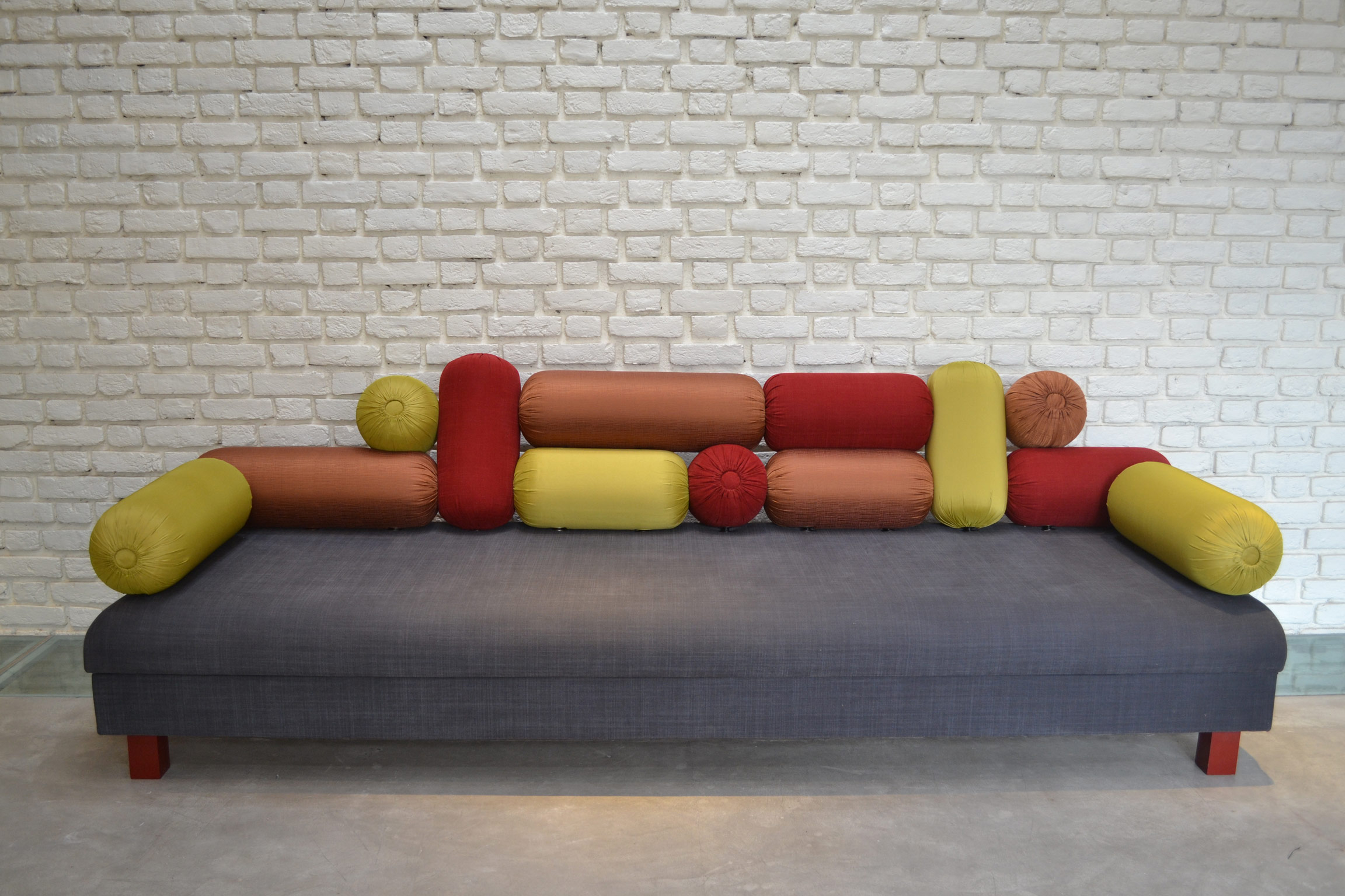 masnad sofa